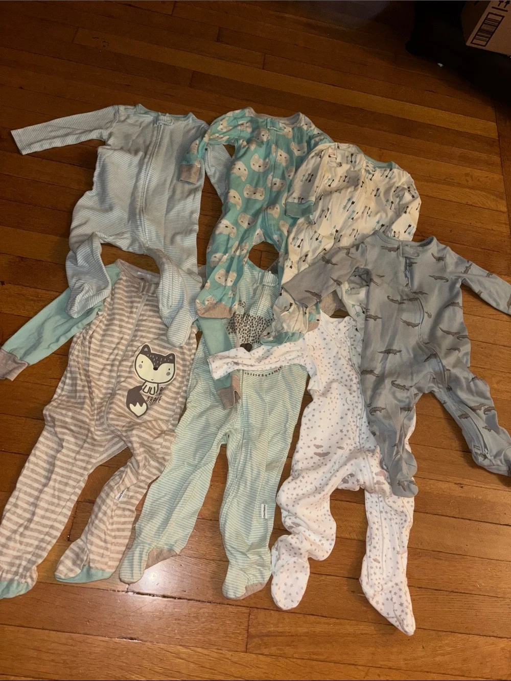 7 Baby Onesies Footed Sleepers — Mint, Light Blue & White Mix 6-9months